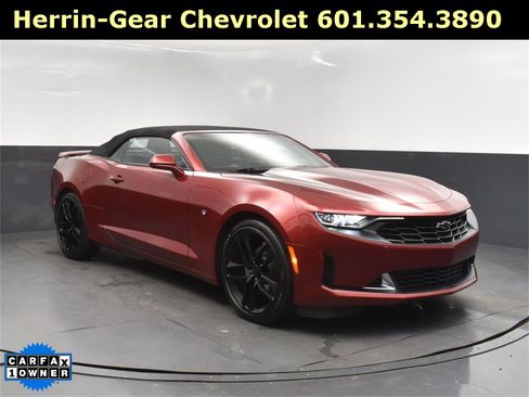 Used 2023 Chevrolet Camaro LT w/ RS Package image 9