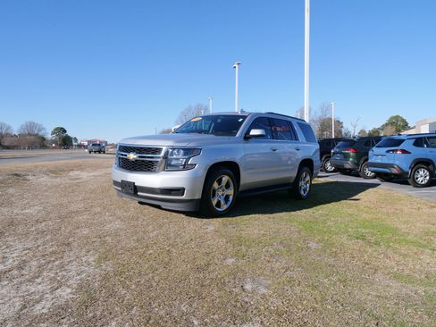Used 2016 Chevrolet Tahoe LT image 8