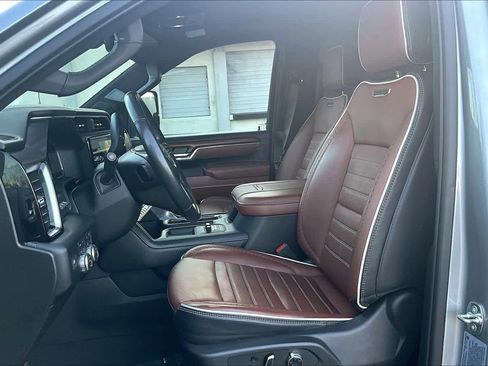 Used 2024 GMC Sierra 2500 Denali Ultimate image 28
