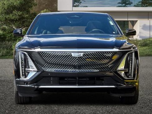New 2026 Cadillac Lyriq Premium Luxury image 9