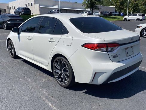 Used 2020 Toyota Corolla LE FWD image 7