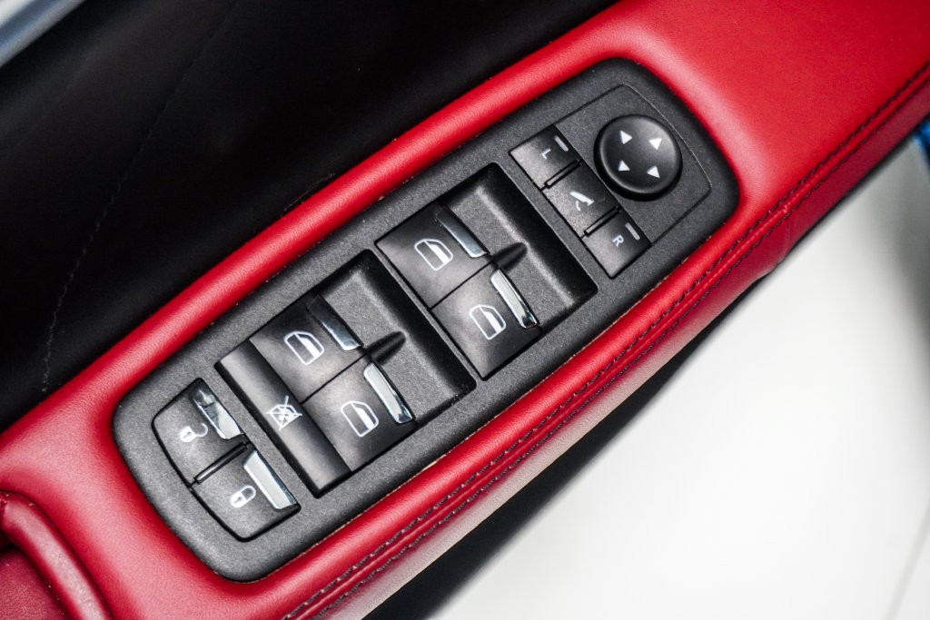 Used 2023 Maserati Ghibli Modena RWD image 23