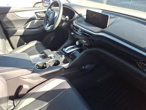 Used 2024 Acura MDX SH-AWD w/ Technology Package image 24