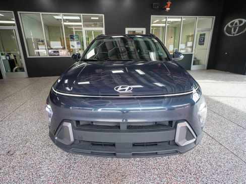 Used 2024 Hyundai Kona SEL w/ Convenience Package FWD image 6