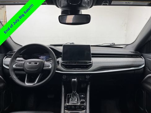 Used 2024 Jeep Compass Latitude AWD/4WD image 14