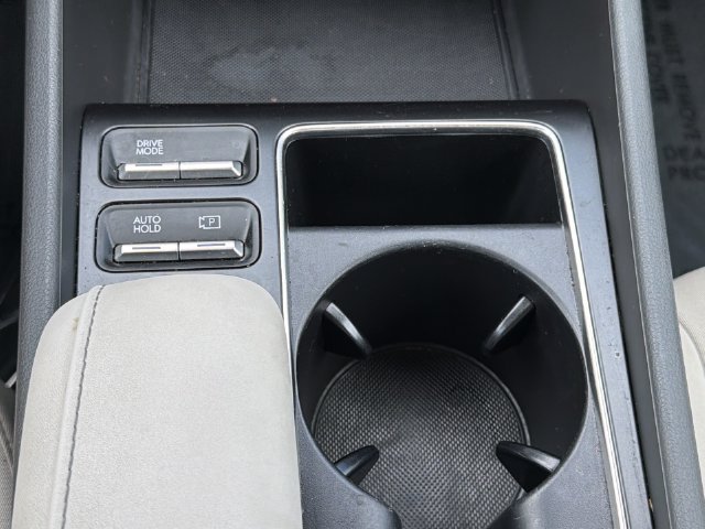 Used 2025 Hyundai Sonata SEL FWD image 22