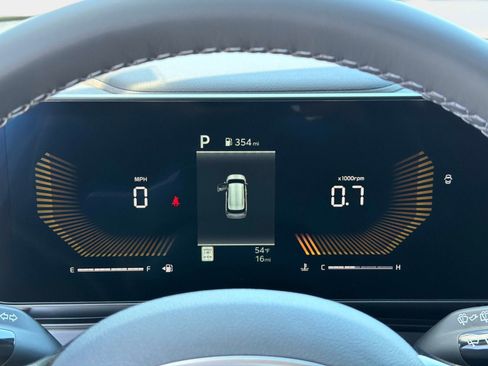 New 2026 Kia Carnival EX image 25