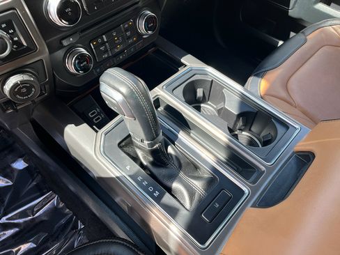 Used 2017 Ford F150 Limited w/ Trailer Tow Package image 28