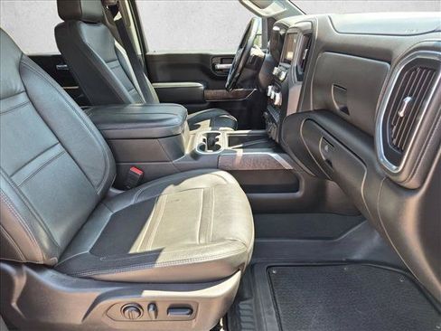 Used 2023 GMC Sierra 2500 Denali w/ Denali Black Diamond Edition AWD/4WD image 21