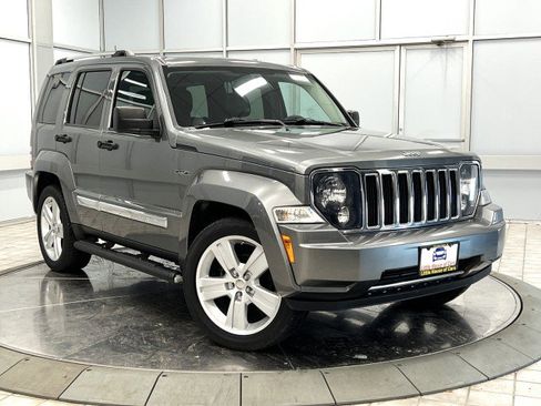 Used 2012 Jeep Liberty Limited Jet w/ Comfort/Convenience Group image 1