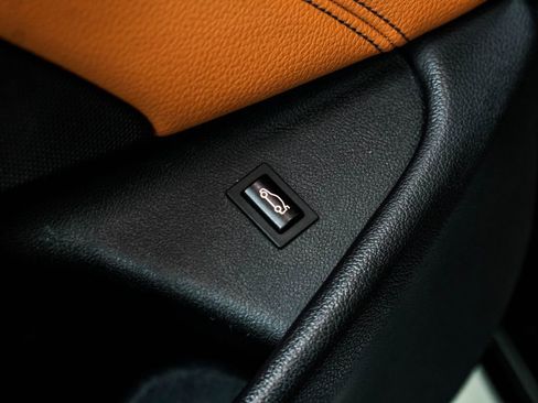 Used 2017 BMW 540i xDrive w/ Premium Package image 45