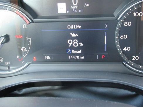 Certified 2025 Cadillac XT5 Premium Luxury image 33