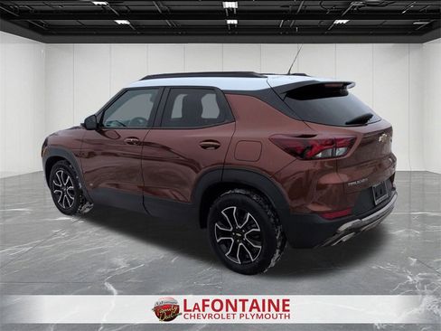 Certified 2021 Chevrolet TrailBlazer ACTIV w/ Convenience Package image 6