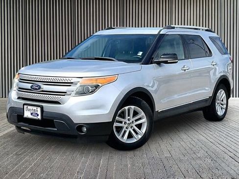 Used 2011 Ford Explorer XLT w/ 202A Rapid Spec Order Code FWD image 1