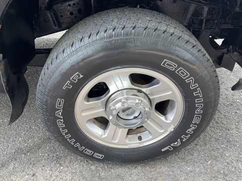 Used 2005 Ford F350 Lariat AWD/4WD image 12