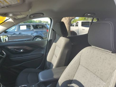Certified 2023 GMC Terrain SLE w/ Driver Convenience Package FWD image 21