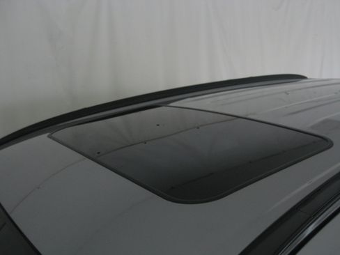 Used 2019 Toyota RAV4 XLE w/ Convenience Package image 22