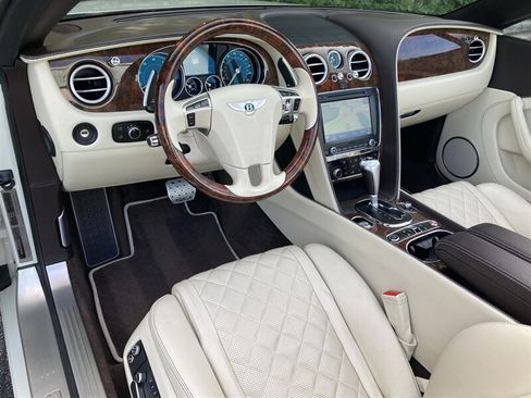 Used 2017 Bentley Continental GT AWD/4WD image 19