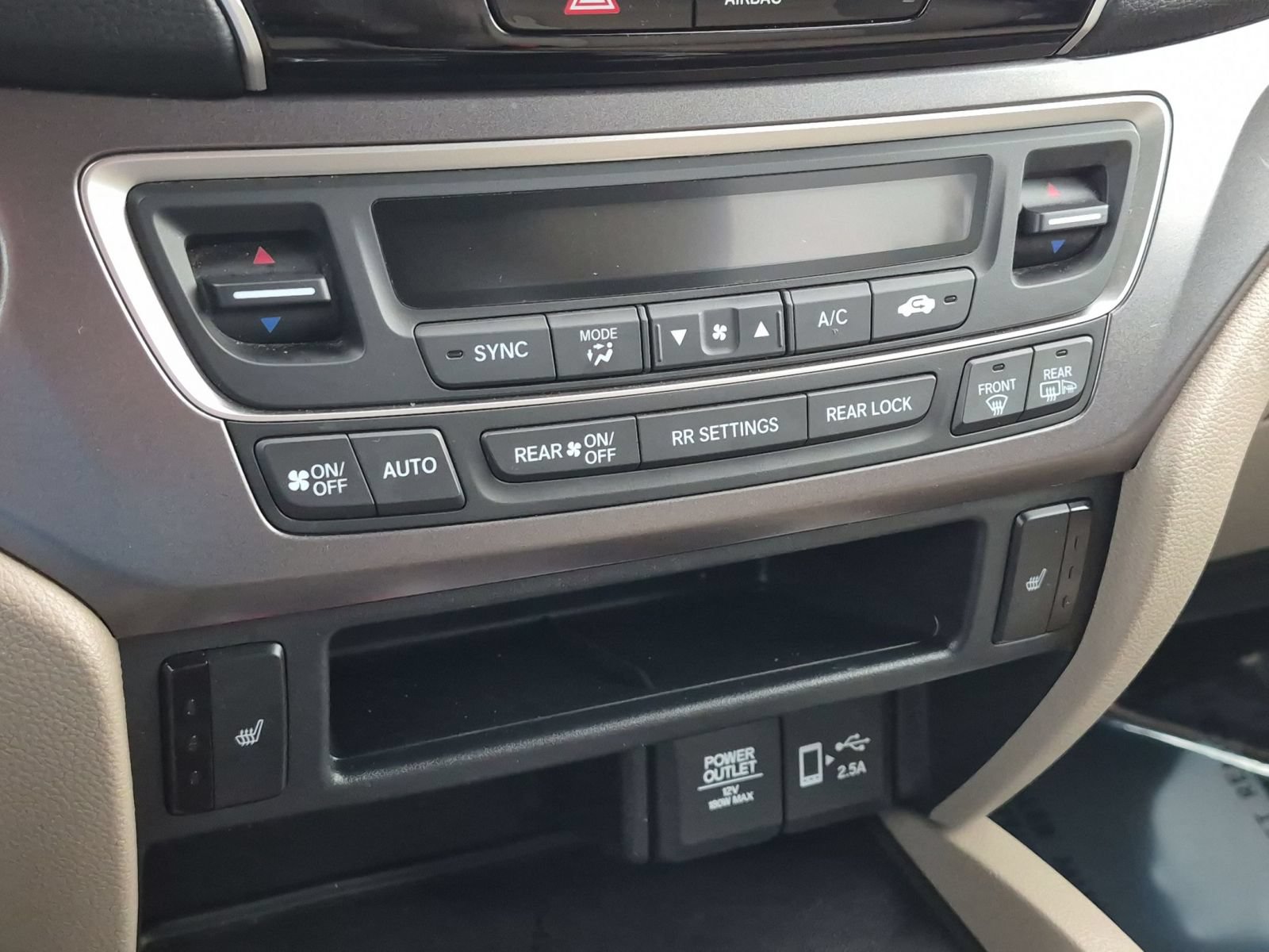 Used 2021 Honda Pilot EX image 25