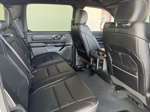 Used 2024 RAM 1500 Limited image 7