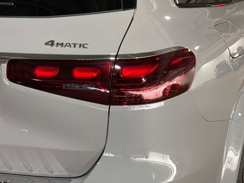 New 2026 Mercedes-Benz GLS 450 4MATIC image 28