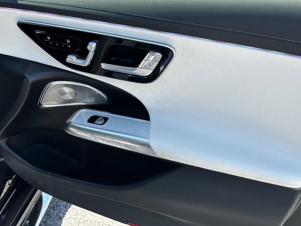 Certified 2025 Mercedes-Benz E 53 AMG e 4MATIC Sedan image 16