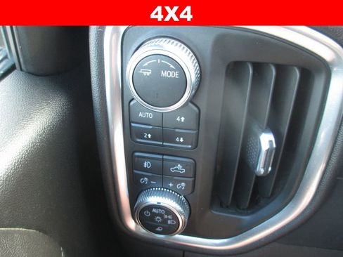 Used 2022 GMC Sierra 1500 SLT w/ SLT Premium Plus Package AWD/4WD image 29