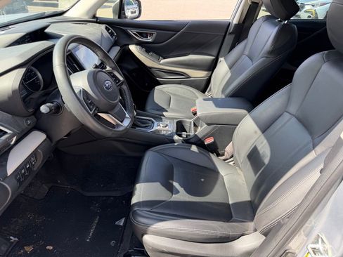 Used 2023 Subaru Forester Limited image 24