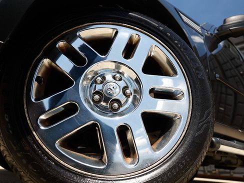 Used 2011 Dodge Nitro Heat AWD/4WD image 31