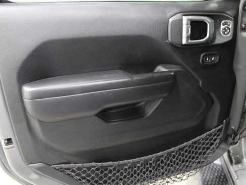 Used 2020 Jeep Wrangler Unlimited Sport S AWD/4WD image 6