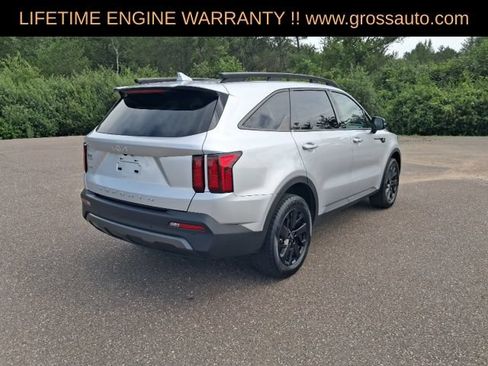 Used 2022 Kia Sorento S w/ Panoramic Sunroof Package AWD/4WD image 8