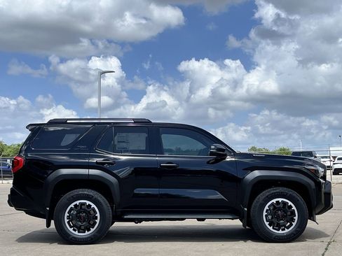 New 2026 Toyota 4Runner TRD Off-Road Premium AWD/4WD image 3
