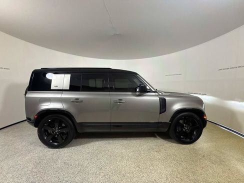 Used 2022 Land Rover Defender 110 X-Dynamic HSE AWD/4WD image 6