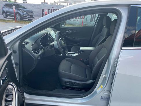 Used 2021 Chevrolet Malibu LT FWD image 5