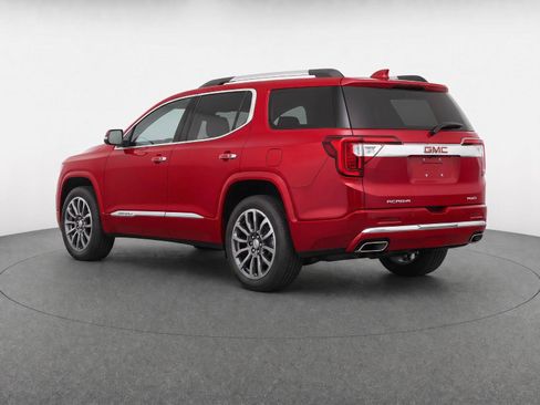 Used 2022 GMC Acadia Denali w/ Denali Ultimate Package AWD/4WD image 3