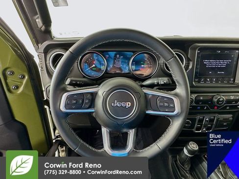 Used 2022 Jeep Wrangler Unlimited Sahara image 14