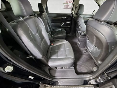 Used 2022 Kia Telluride EX w/ EX Premium Package AWD/4WD image 33