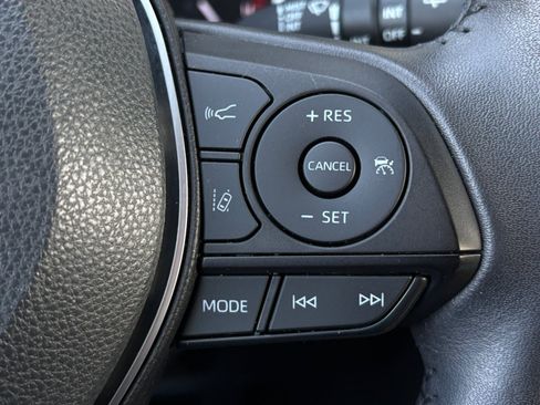 Used 2024 Toyota RAV4 XLE Premium FWD image 26