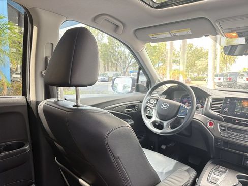 Used 2022 Honda Pilot EX-L image 17