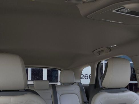 New 2025 Lincoln Corsair Premiere image 22