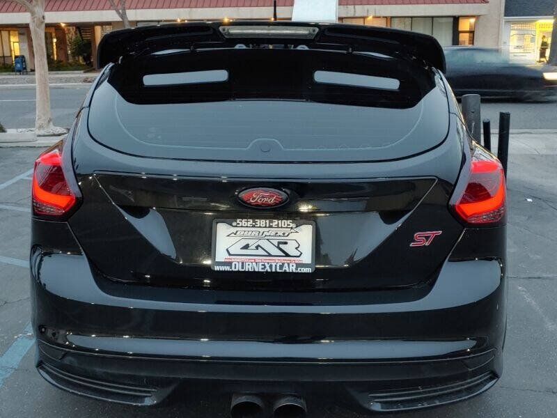Used 2014 Ford Focus ST w/ Equipment Group 202A FWD image 27