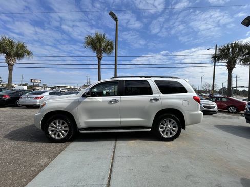 Used 2017 Toyota Sequoia Platinum image 7