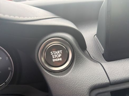 Used 2022 Lexus IS 350 F Sport image 9