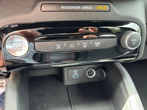 Used 2023 Ford Escape ST-Line w/ Tech Pack #1 AWD/4WD image 20
