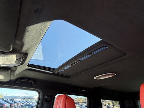 New 2026 Mercedes-Benz G 580 w/ EQ Technology image 18