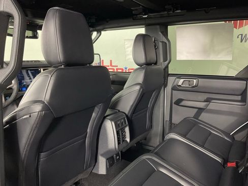 New 2026 Ford Bronco Outer Banks w/ Sasquatch Package AWD/4WD image 15