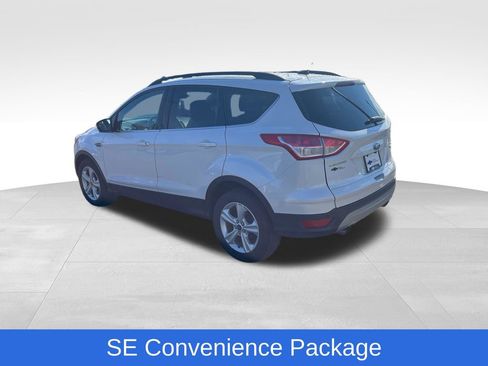 Used 2016 Ford Escape SE w/ Equipment Group 201A image 6