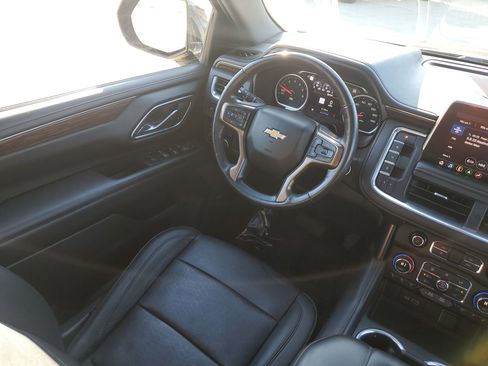 Certified 2021 Chevrolet Tahoe High Country w/ Premium Package image 17