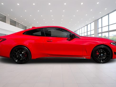 Used 2021 BMW 430i Coupe w/ M Sport Package RWD image 3