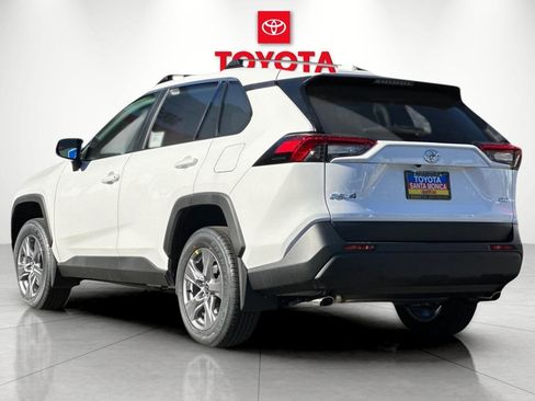 New 2025 Toyota RAV4 XLE image 5